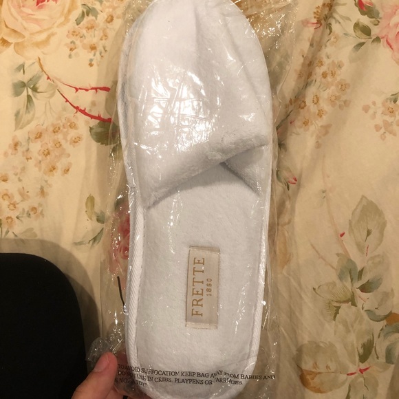 Frette Velour closed toe white slippers mens 10-12 - Picture 6 of 6